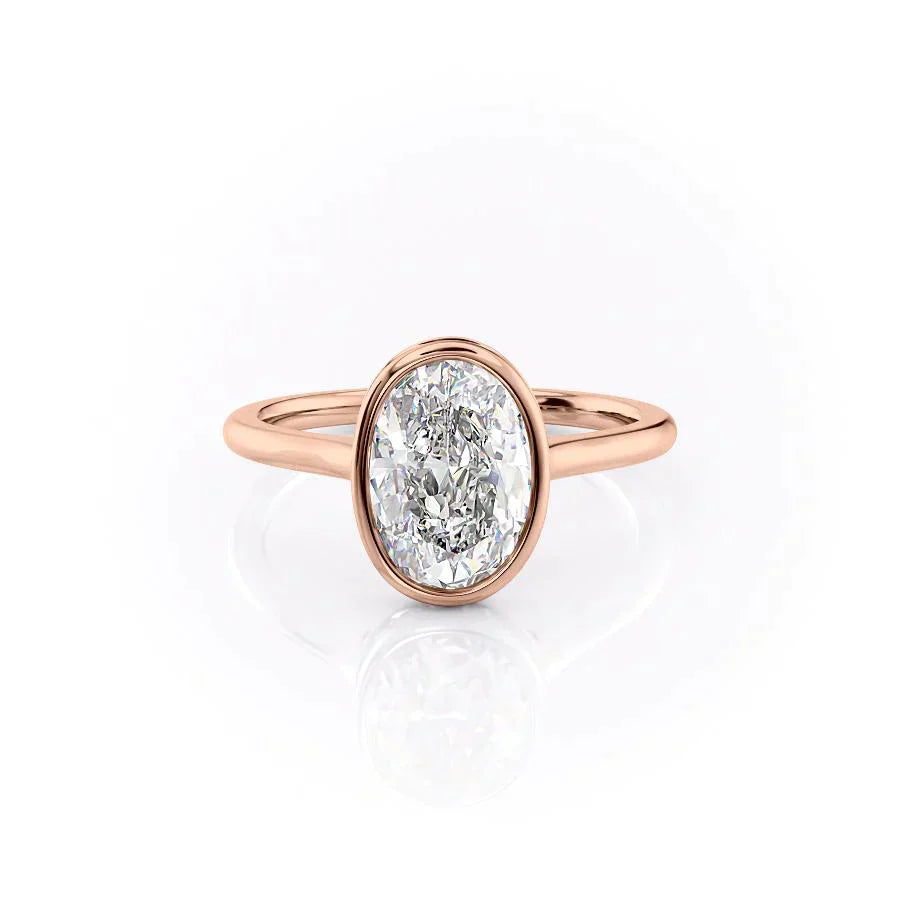 oval Halo Diamond Engagement Ring in 18K Yellow Gold