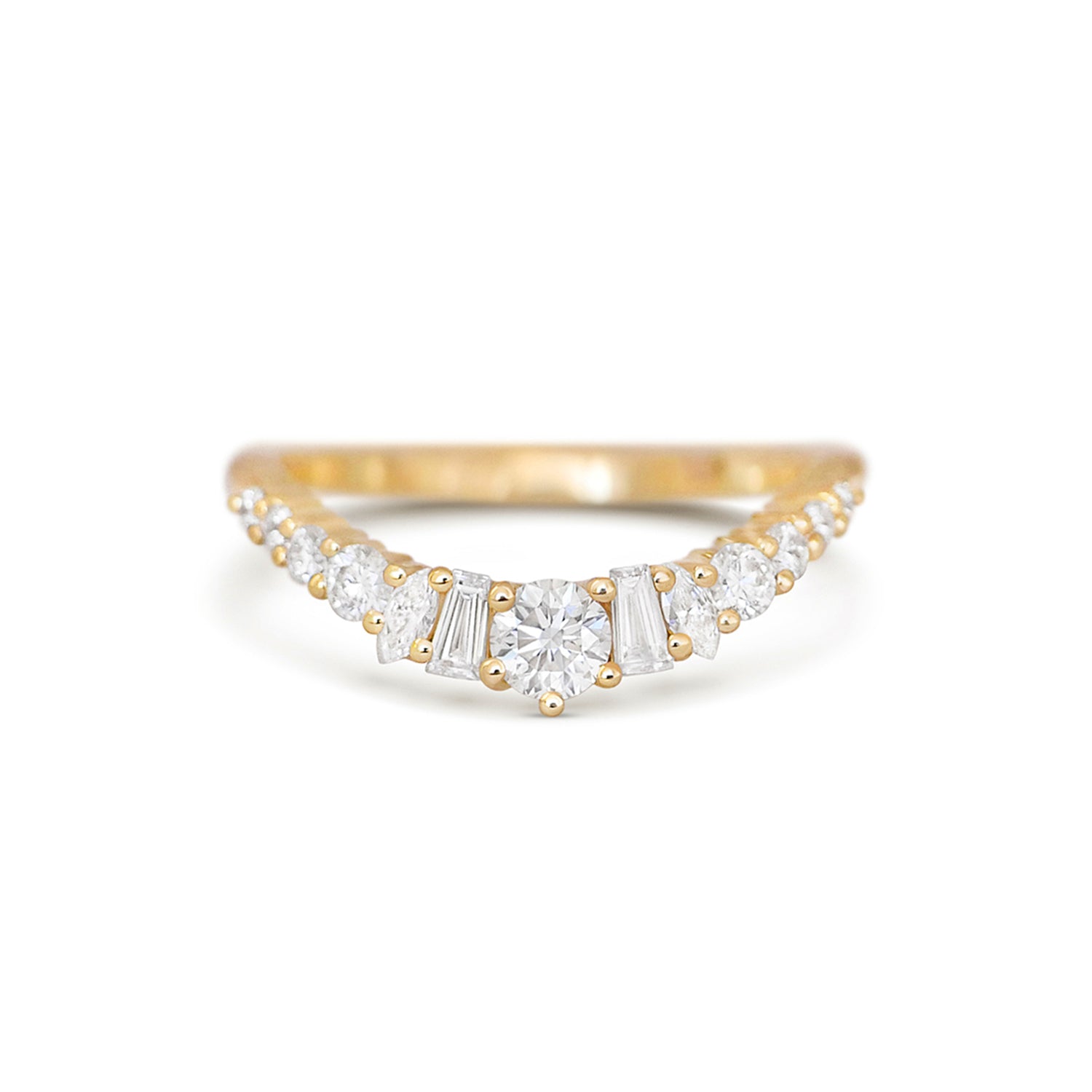 Round Diamond Curved V-Band Ring