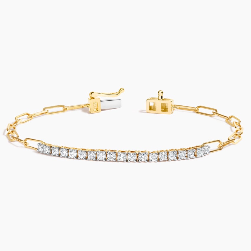 Elegant Gold Chain Bracelet with Diamond Bar Detailing