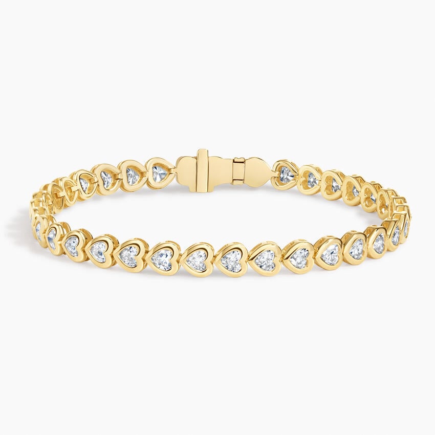 Elegant Heart Gold Tennis Bracelet with Heart-Cut Stones