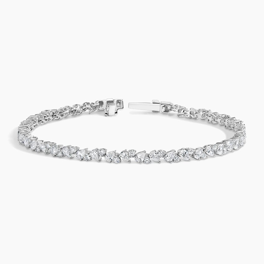 Leaf Motif Diamond Tennis Bracelet in 14K White Gold