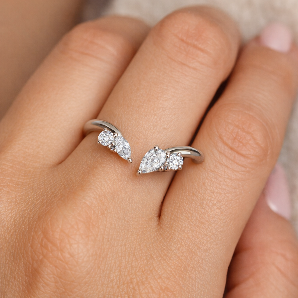 Open Toi et Moi Diamond Bypass Ring