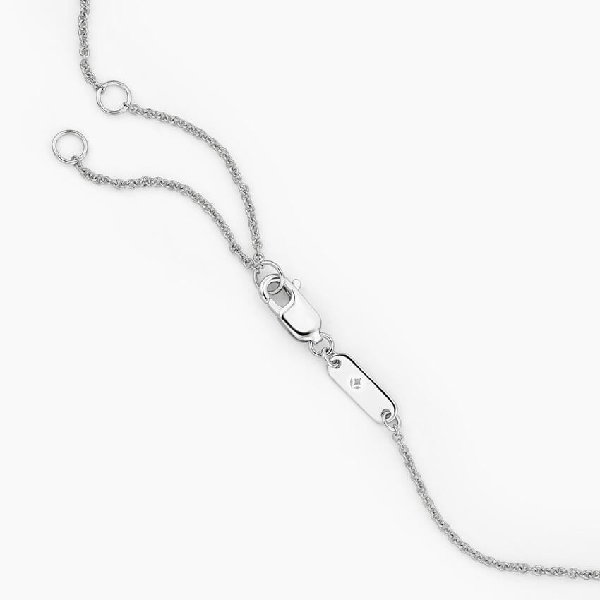 Floral Diamond Pendant Necklace in 18K Gold venfora