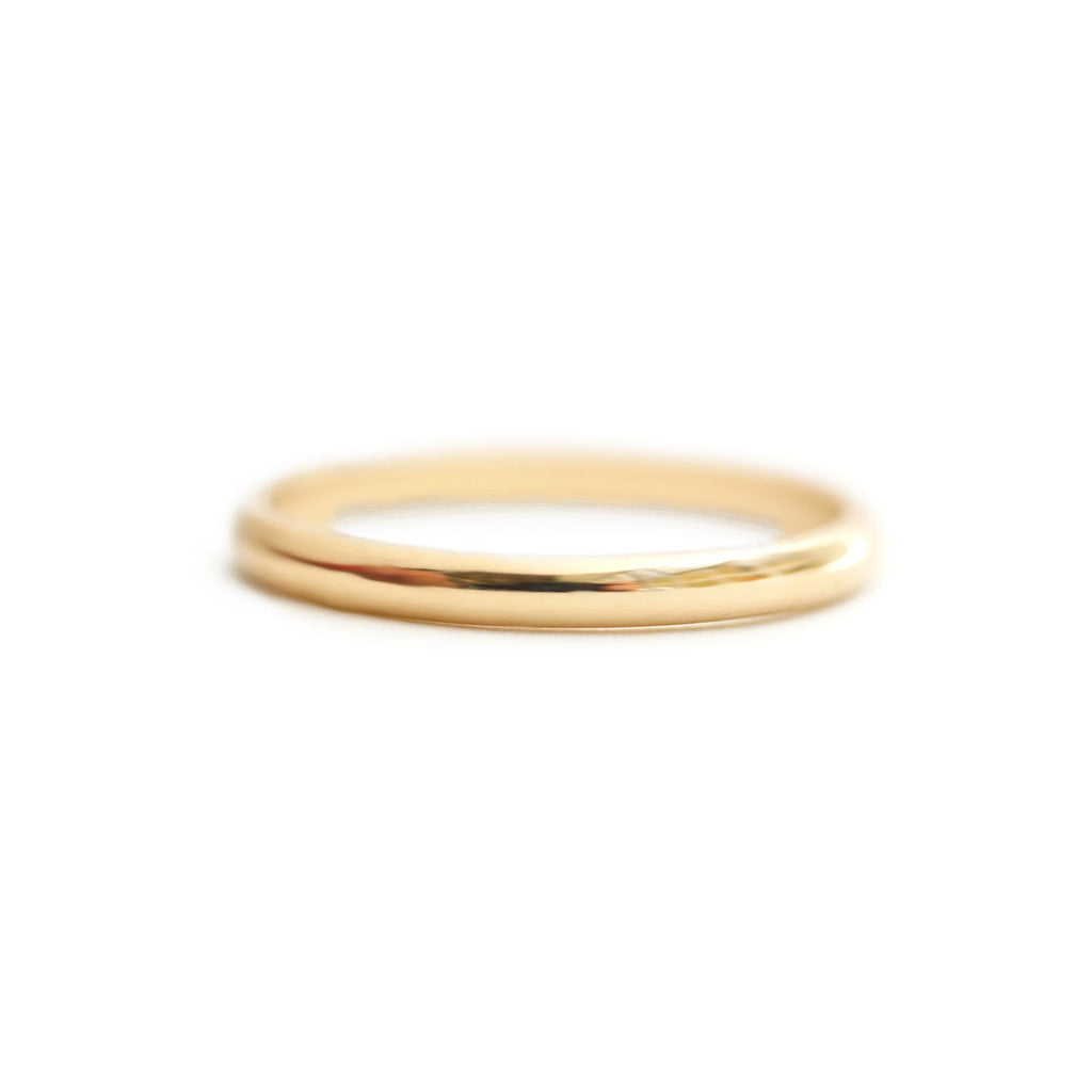 Classic 2mm Plain Band Ring VENFORA