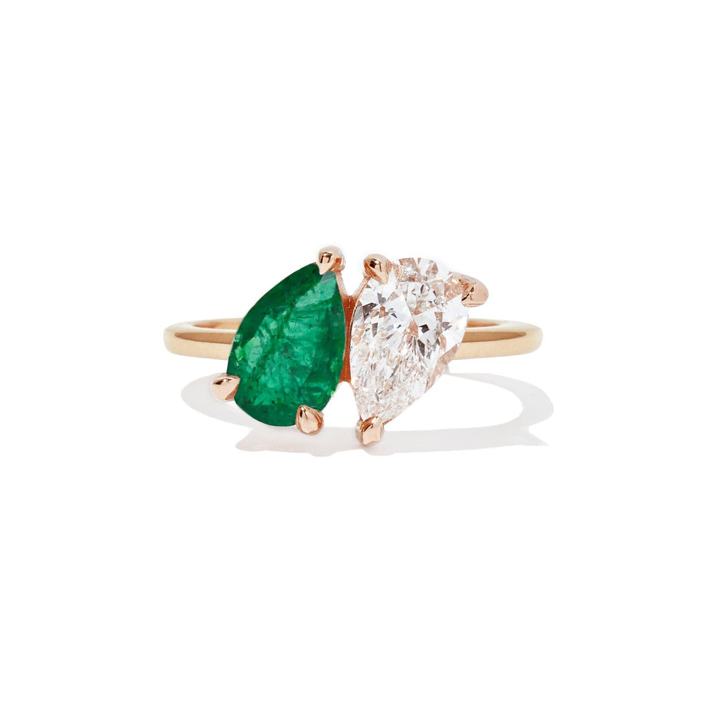 Dual Pear-Cut Green Diamond Engagement Ring VENFORA