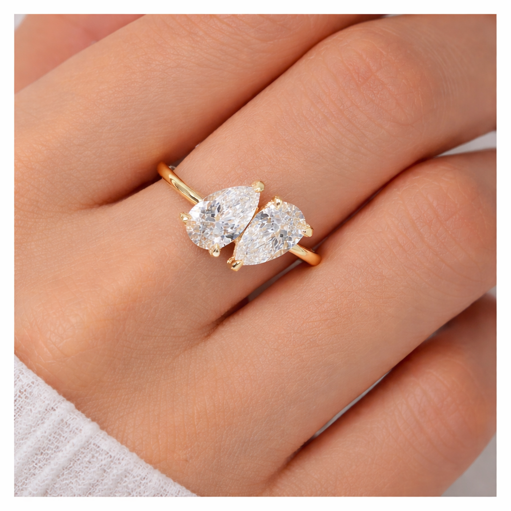 Dual Pear-Cut Diamond Engagement Ring VENFORA