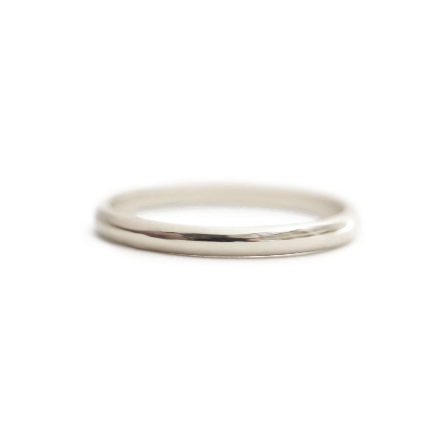 Classic 2mm Plain Band Ring VENFORA